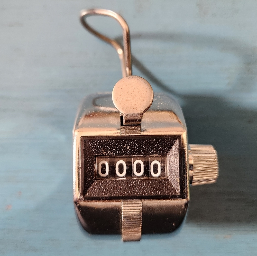 Handheld Pitch Counter